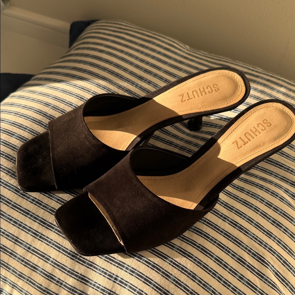 SCHUTZ Elegant Black Mules - Picture 3 of 3